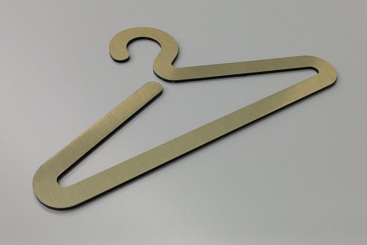 découpe Cintre en  Dibond  Gold 3 mm