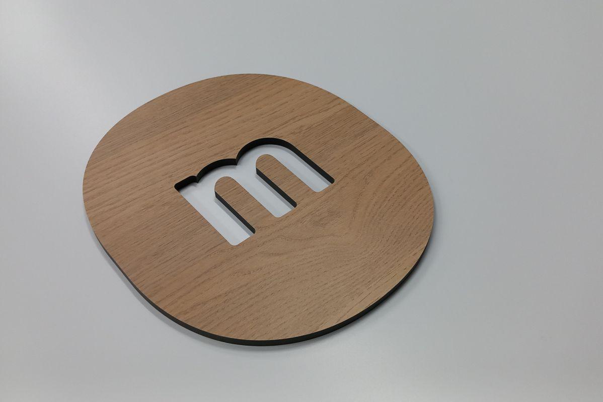 découpe usinage Trespa Météon 8 mm décor chêne